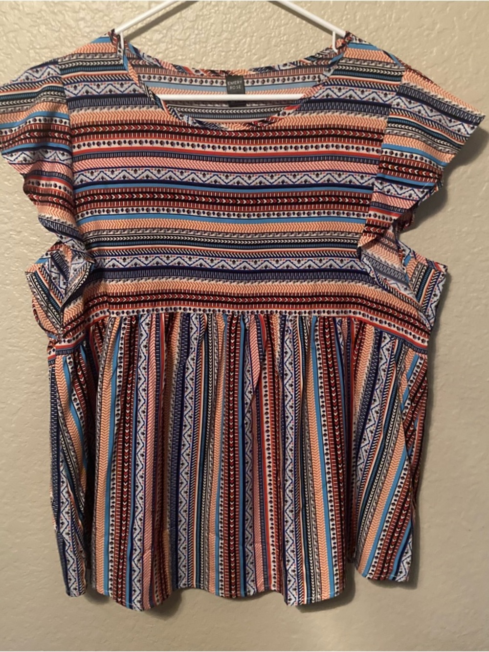 Emery Rose Women’s 1X Blouse Boho Chic Aztec Tribal Romantic Flutter Sleeves
